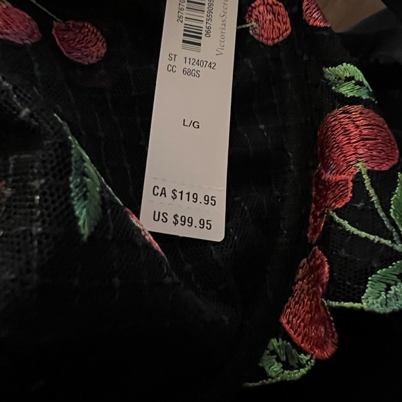 CLEARANCE $99 Victoria’s Secret Very Sexy Embroidery Teddy Large - Picture 2 of 5